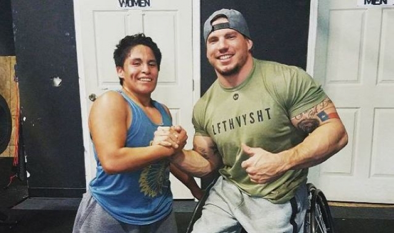 鼓勵同為身障者的朋友，不要放棄自己