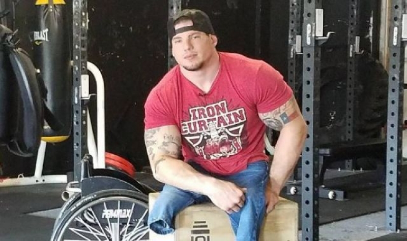 不向命運低頭的輪椅健身教練Zack Ruh