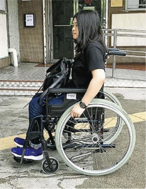 跟K sir学习轮椅的基本操作后，出发前往旺角。