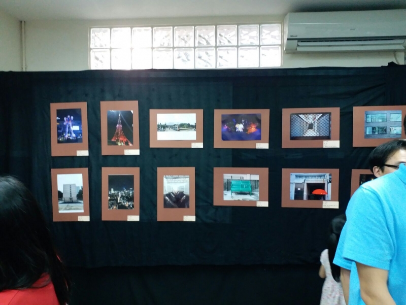 香港伤健协会港岛伤健中心相片展览 – 相片是由多媒体小队拍摄，每张都有一个主题。