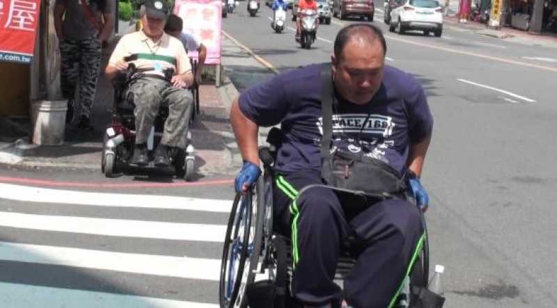 輪椅都市叢林探險 重拾信心重返社會