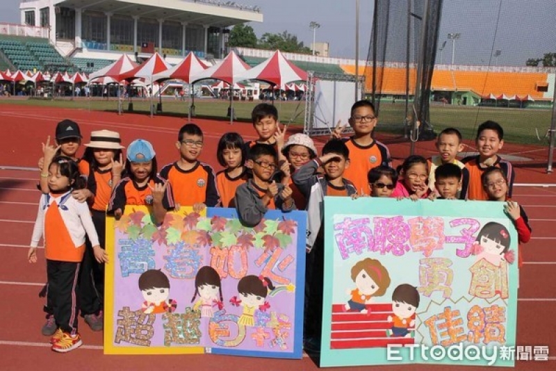 只要愿意走出来，人人都是冠军