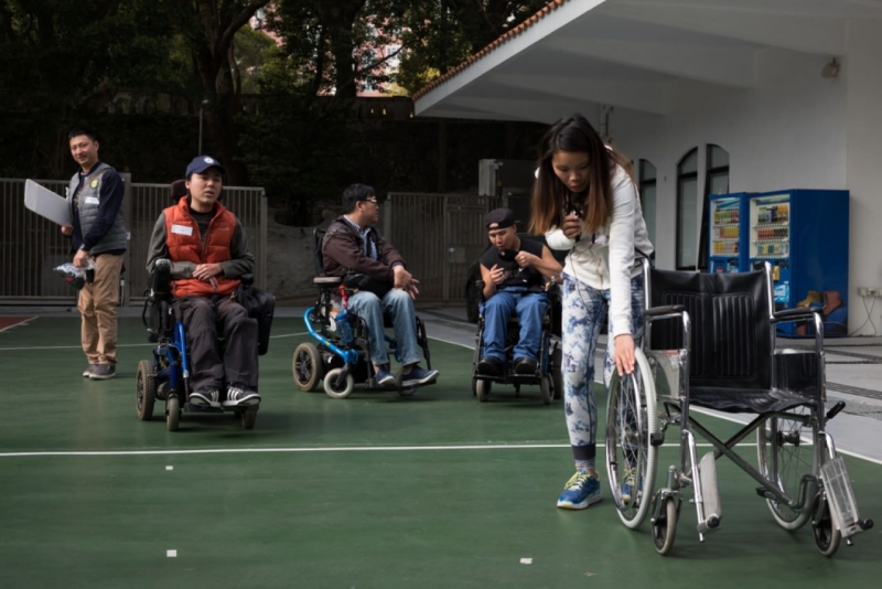 本身是物理治療師的Sarah，對無障礙議題甚為上心，2014年成立Wheel Power Challenge後，經常舉辦輪椅體驗活動及收集無障礙資訊。