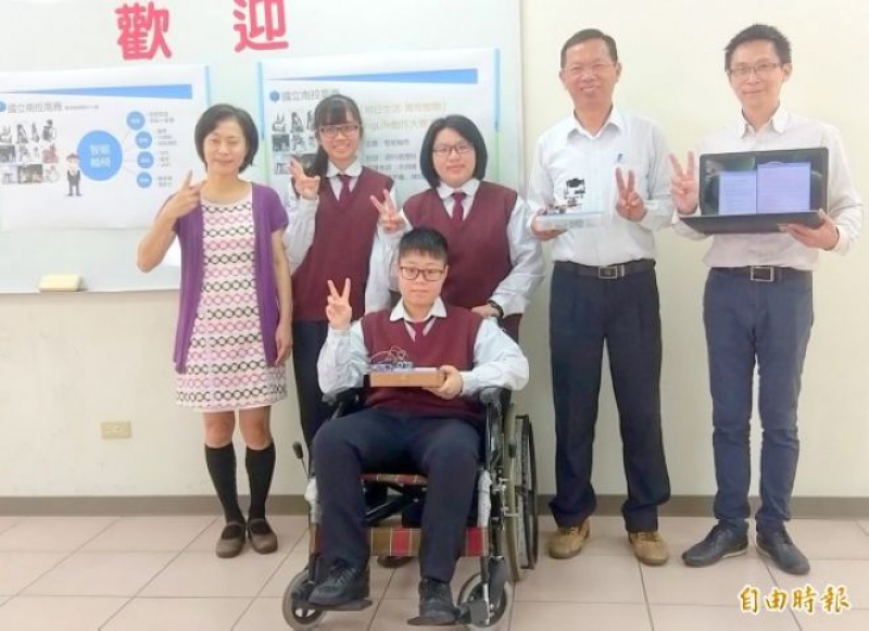 行动不便也能趴趴走 南投高商「智能轮椅」创意获奖