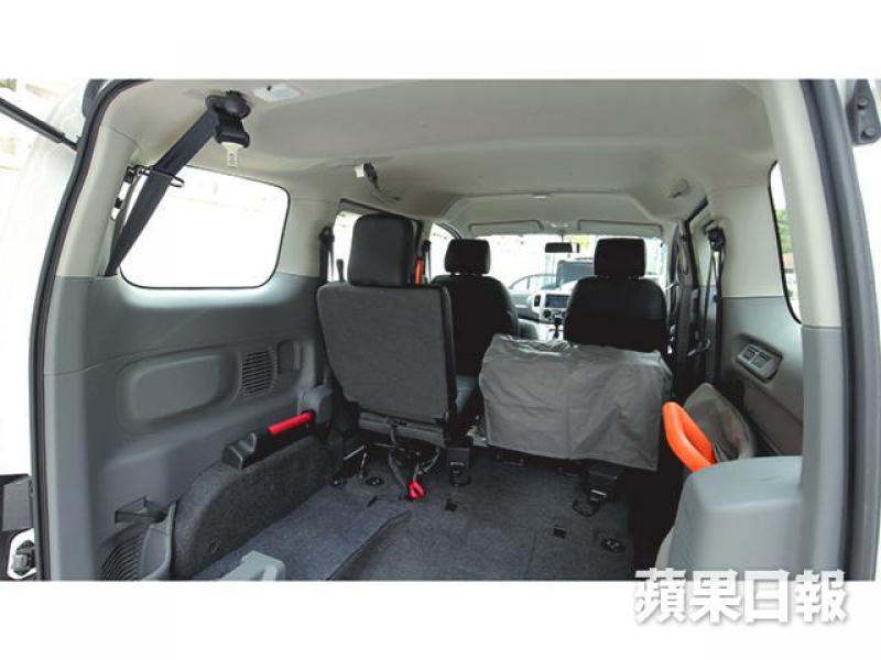 26萬可兼作一般私家車　行貨福祉車孝順價取勝