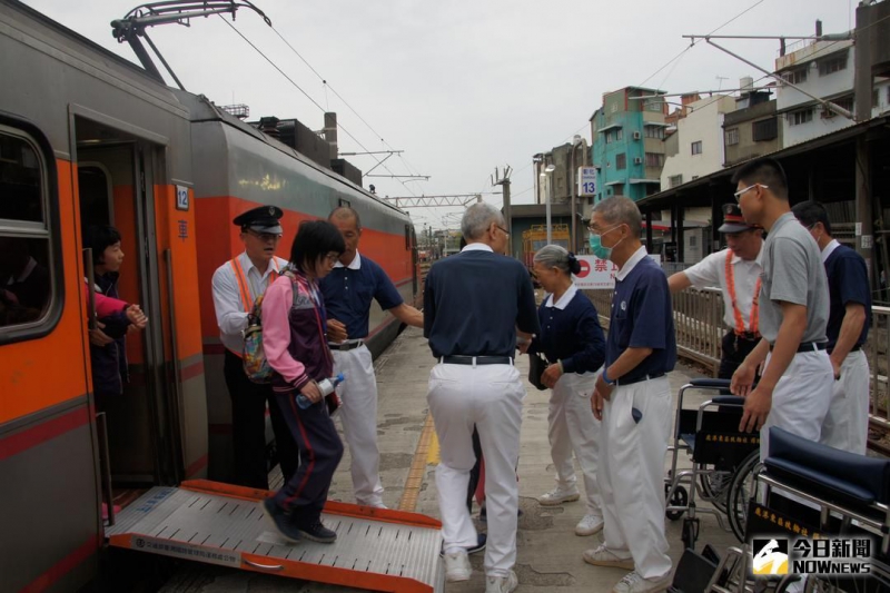 影／爱的推手 彰化站慈济人无私奉献