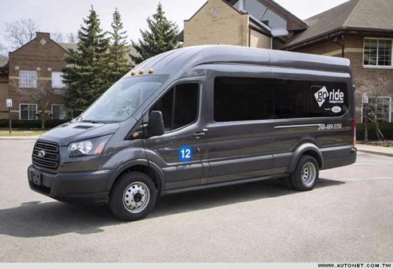 Ford推出全新移動解決方案─GoRide醫療接送服務 年底擴增至60輛Ford Transit接送病患