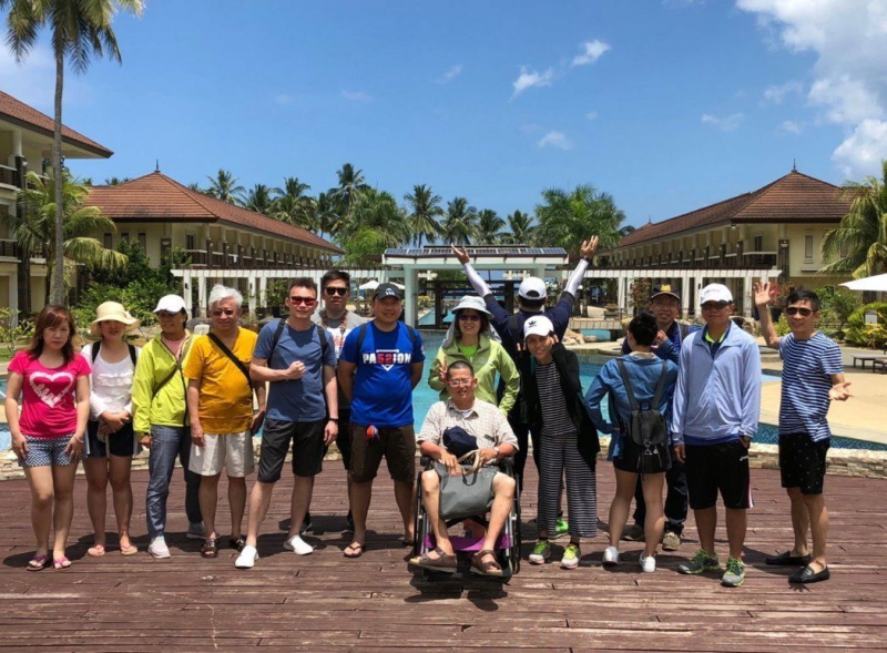 搭飛機跨海求學 義大碩士班畢業生蔡永富毅力超強