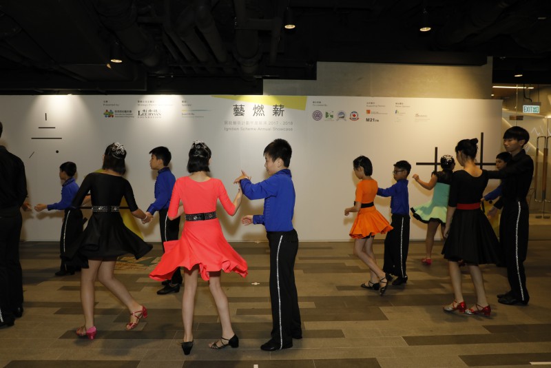 西區扶輪社匡智晨輝學校學生們表演街舞