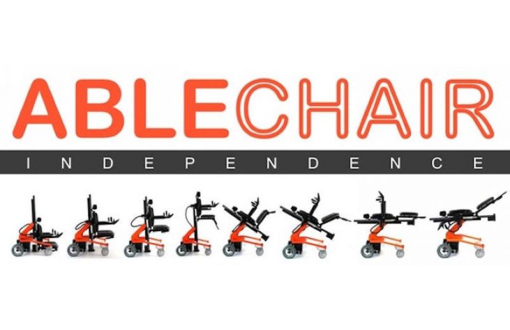 多功能AbleChair允許輪椅使用者升降、站立或躺下
