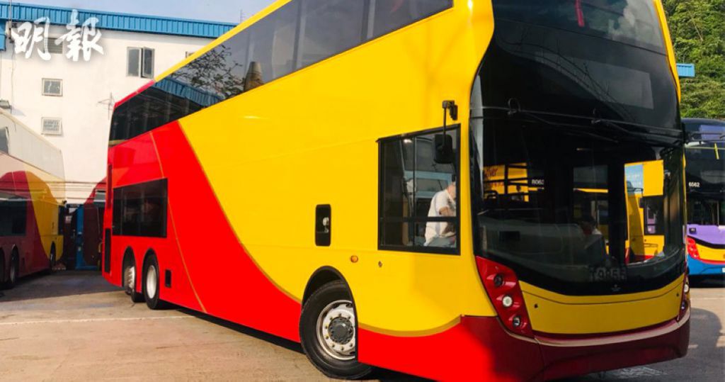 新巴城巴引入安全科技巴士