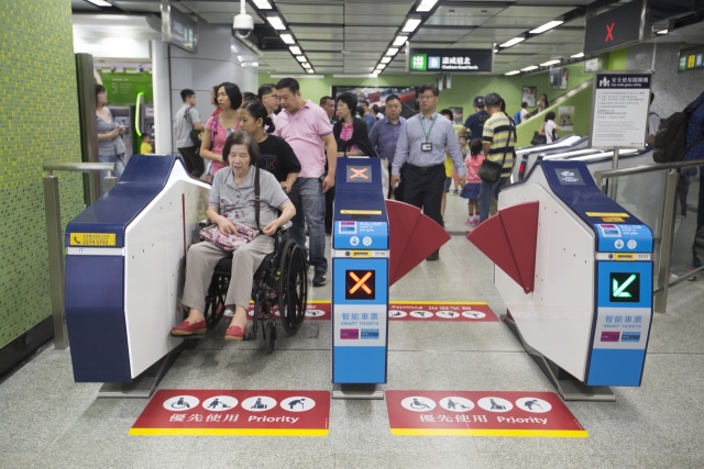 找闊閘入閘也需時間