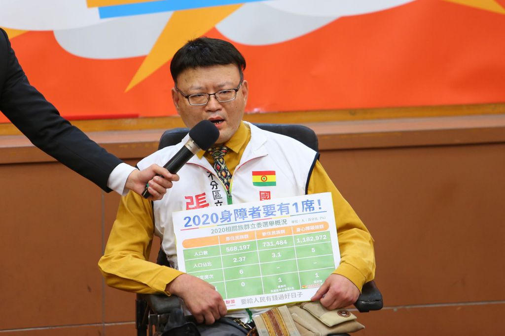 國會政黨聯盟代表張宗傑出席中華辯論推廣協進會舉辦政黨票辯論會