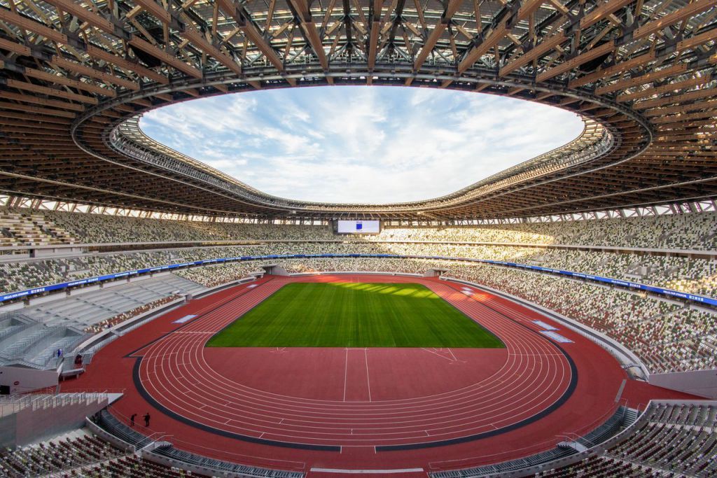 環抱的國立競技場亮相——東京奧運帕運主會場