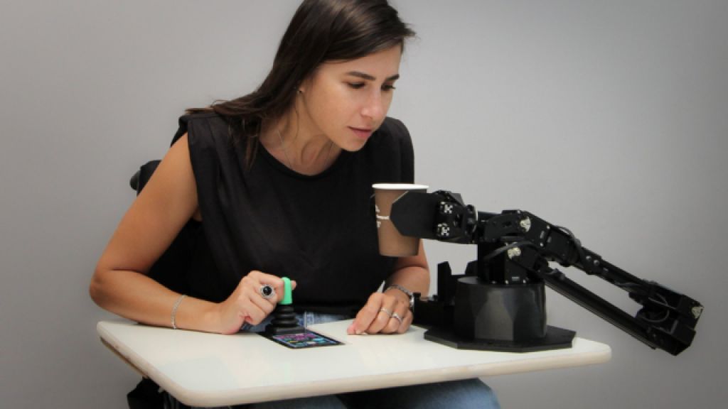神經擬態技術新進展可用在機器臂上協助殘障人士正常生活