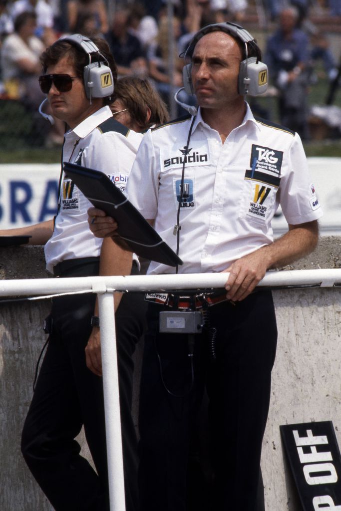 Williams於1975年已涉足F1，但將車隊出售予Wolf，因此現行車隊是在1977年才算出道。