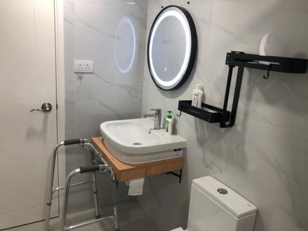 浴室佈置都經特別設計，預留充足空間