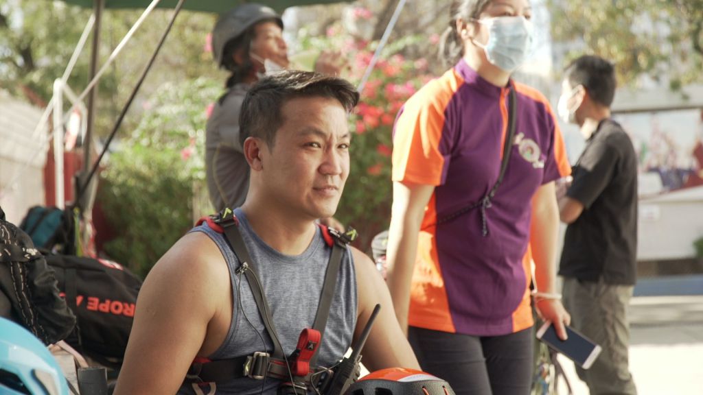 2011一場交通意外，令亞洲攀石冠軍志偉半身癱瘓