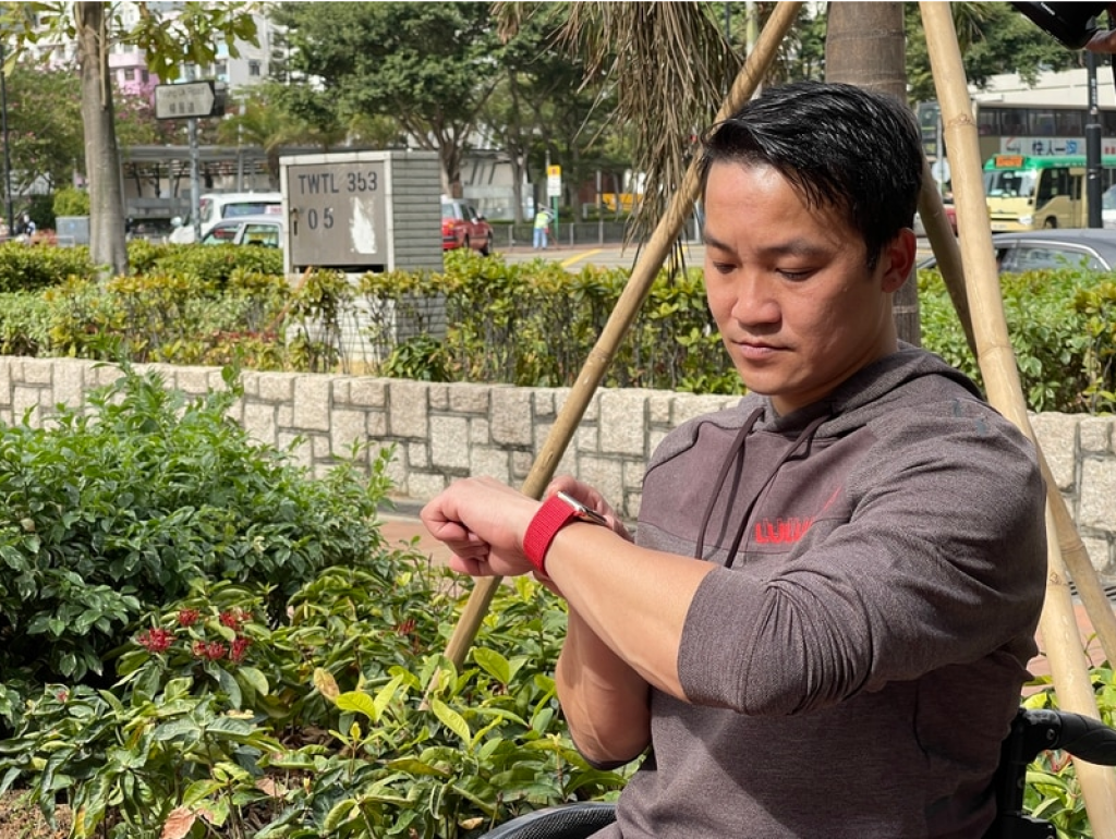 黎志偉說，正如一般運動員，Apple Watch一直是他鍛煉的好幫手，量度心跳、呼吸等來監察自己的身體狀態和訓練效果。