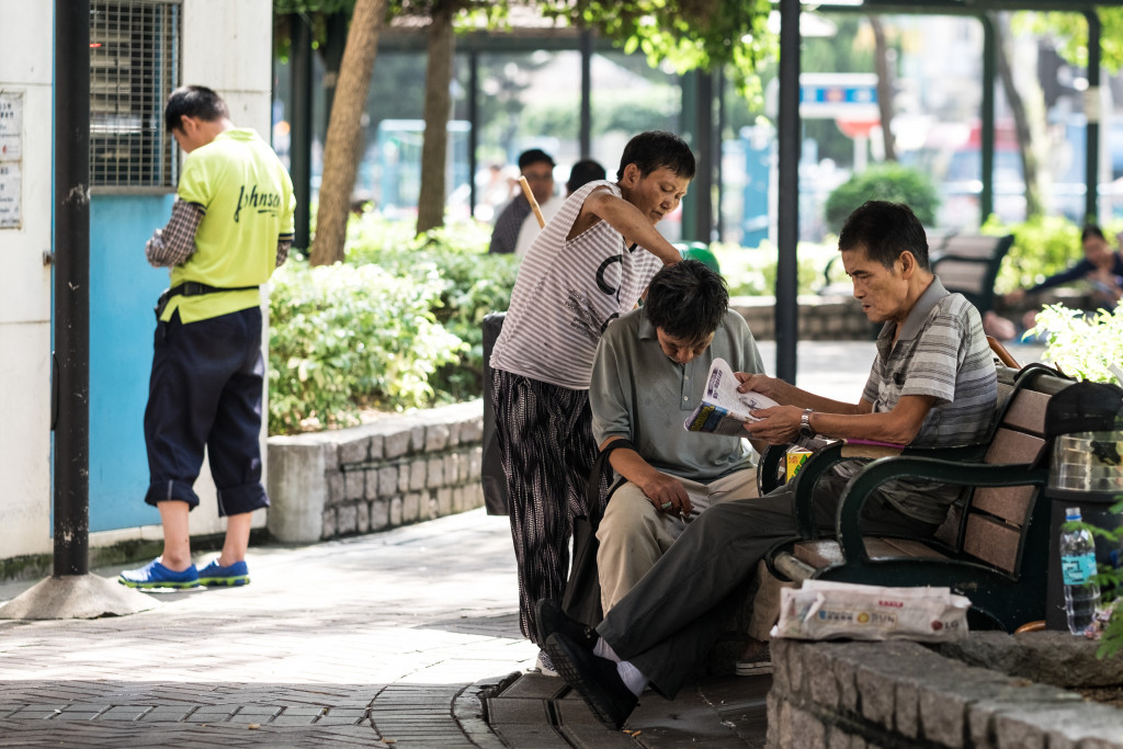 鄰里以外：照顧者社區聚腳點和建立非正式社會支援網絡的重要性