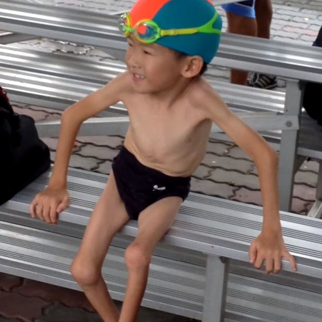 翊倫曾在身障運動會上奪過游泳金牌。