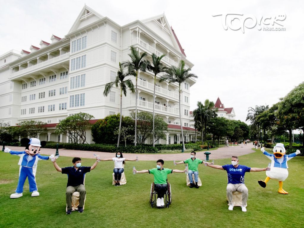 香港迪士尼樂園捐出130萬元予香港傷殘青年協會傷青動力學堂舉辦為期兩年半的傷健共融項目「動力社區齊起動」計劃。