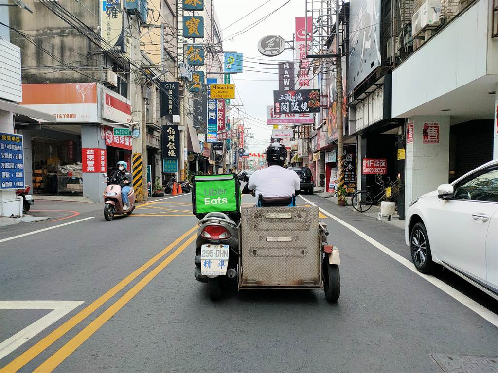 在彰化地區都能有機會看見詹元智穿梭的身影。