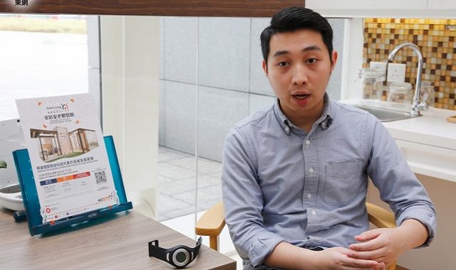 林子豐指，由他們研發的智能手錶，方便用家隨時隨地測量血壓。