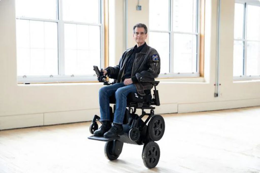 iBOT：革新輪椅的使命