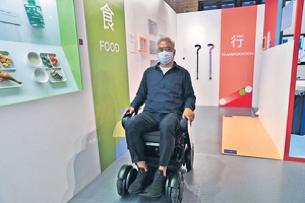 日本品牌WHILL电动轮椅屡获设计奖，外形有型之馀，亦能透过应用程式控制，相当方便。