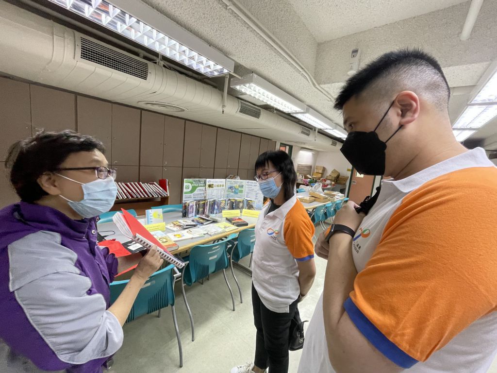 盲人辅导会员工指，电影口述影像可以让视障朋友“看电影”，公平地获得娱乐。