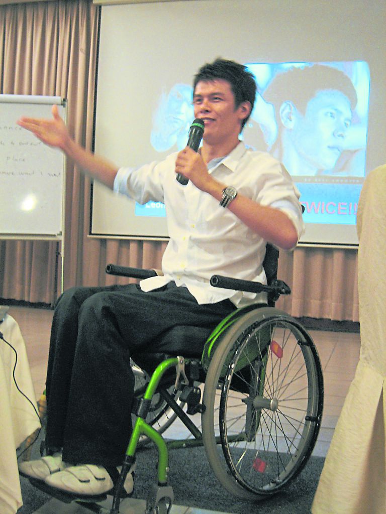蔡志远目前是一名激励讲师，经常受邀到很多大集团或学府去主讲。