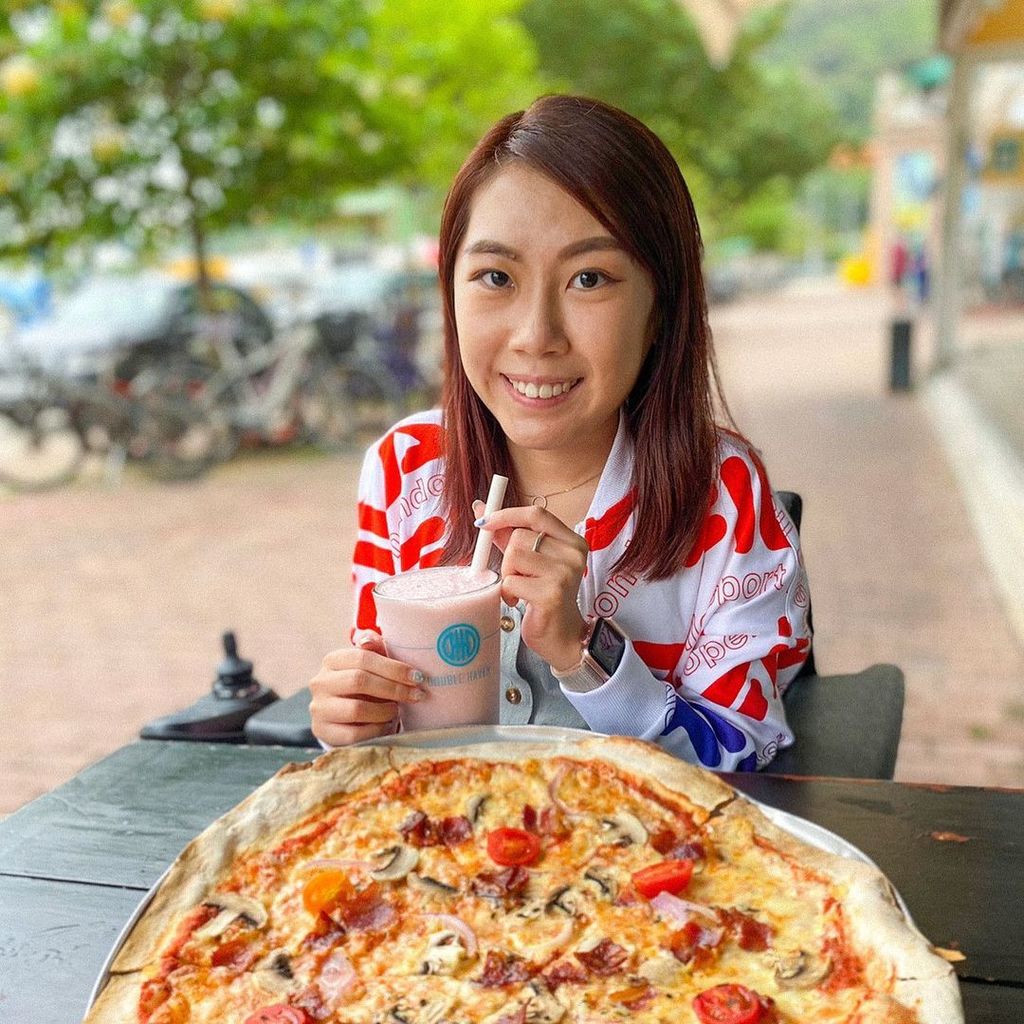 宛淇也有開設YouTuber頻道，分享飲食烹飪心得。