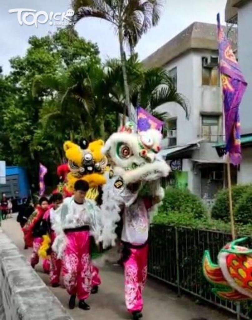 除了工作可靠，林哥還很喜歡舞師，甚至多次往外國表演。