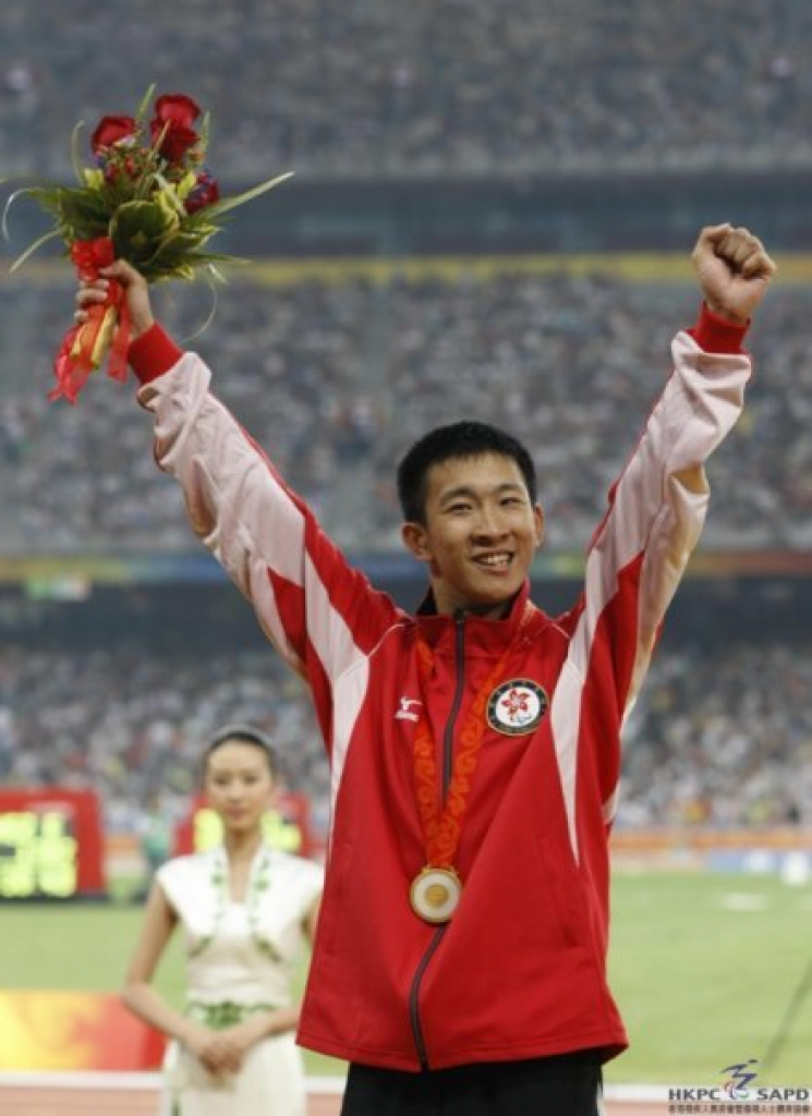 2008年北京残奥会，苏桦伟取得金牌，再度踏上颁奖台。