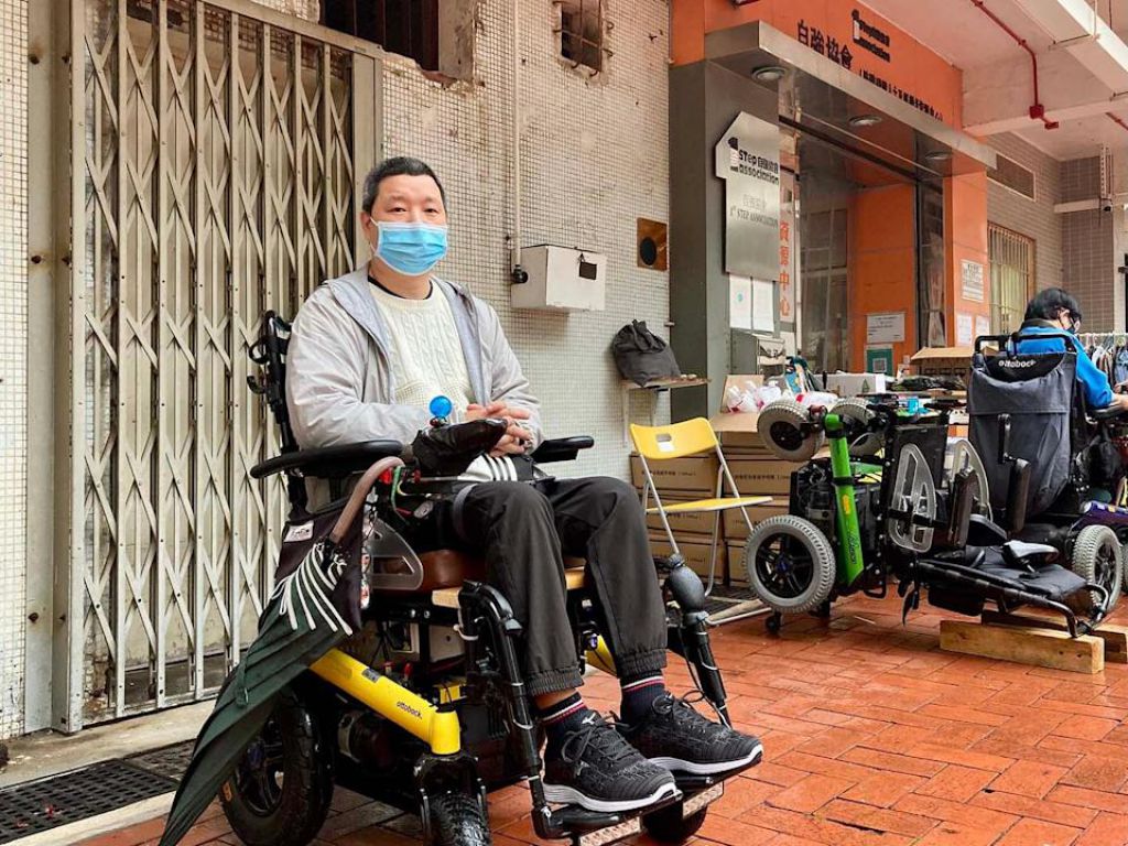 【默默付出】做「輪椅醫生」義工9年修補二手輪椅 讓輪椅重生助殘疾