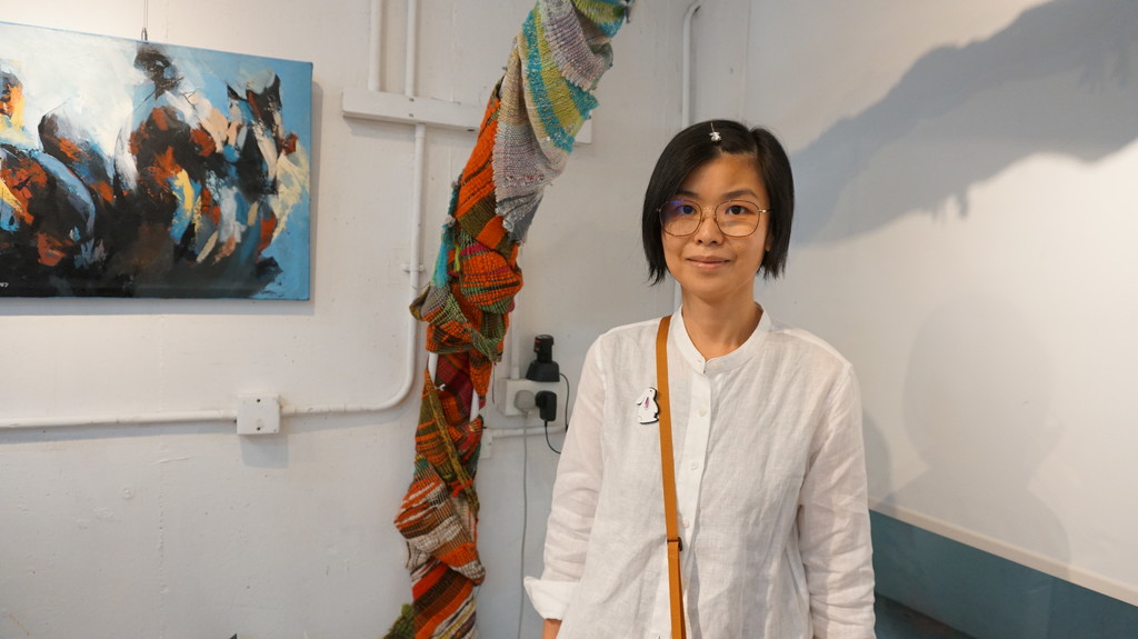英國註冊藝術治療師彭秀芝指從事藝術治療可與人更多聯繫、互動，是她很熱愛的工作。
