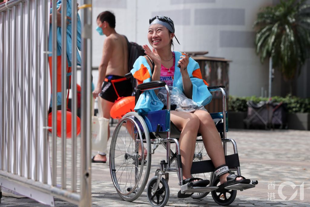 賽會在陳頴思上水後，特為她準備輪椅。