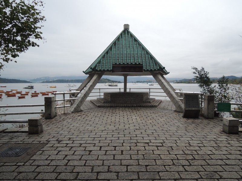 轻轻松松大尾笃